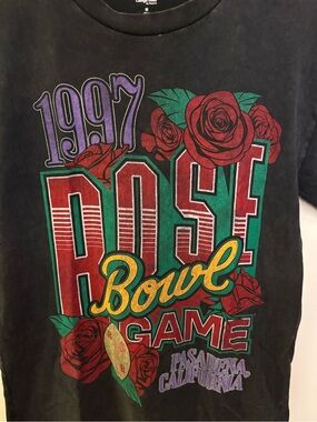 1997 Rose Bowl Game Graphic Tee - Black with Red & Green Print Abercrombie